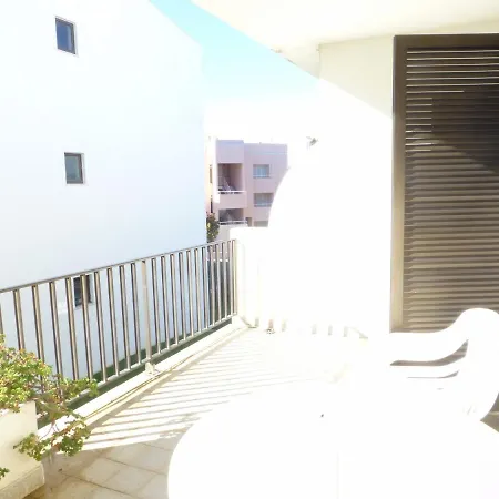 Apartamento Vilamoura, T1 In Private W/ Pool, Algarve